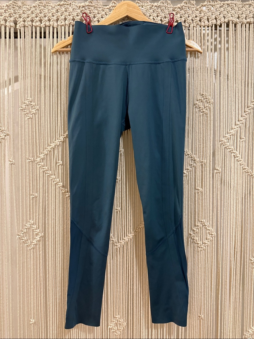 Athleta High Gear 7/8 Teal Leggings